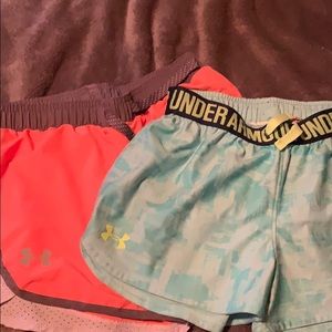 Under armour shorts youth medium